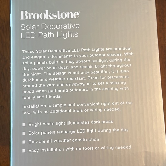 Brookstone Solar LED Path Lights - Picture 2 of 6